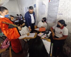 El plantel regaló a los alumnos galletas de la fortuna, en el inicio del “Año del Tigre”.