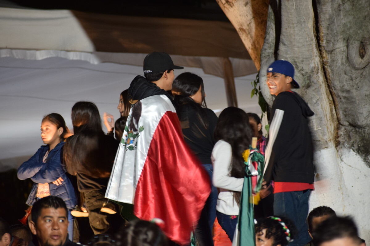 Las manifestaciones de patriotismo no pudieron faltar durante la conmemoración del 2012 aniversario del inicio del movimiento independentista en México. Foto: Jazmín Stengel.