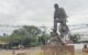 Reinstalan escultura de Pepe Guízar en Chapala en Paseo Ramón Corona