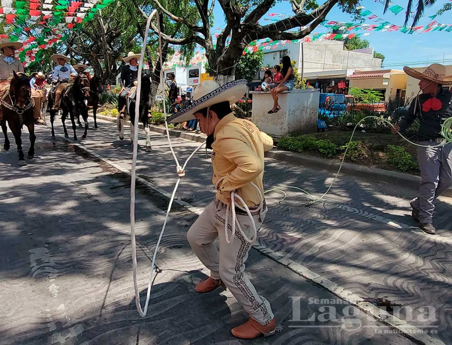 Copia-de-2-(22).jpg Copia-de-2-(22).jpg