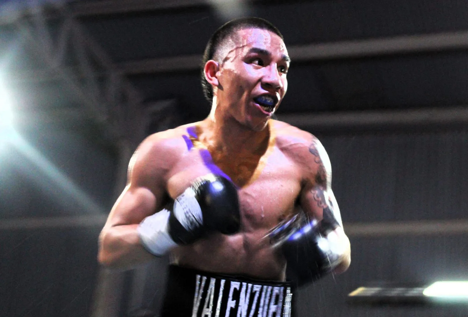 Aunque es oriundo de Guadalajara, el invicto Noli Valenzuela representa a Chapala en cada combate, municipio donde creció y forjó sus primeras amistades.