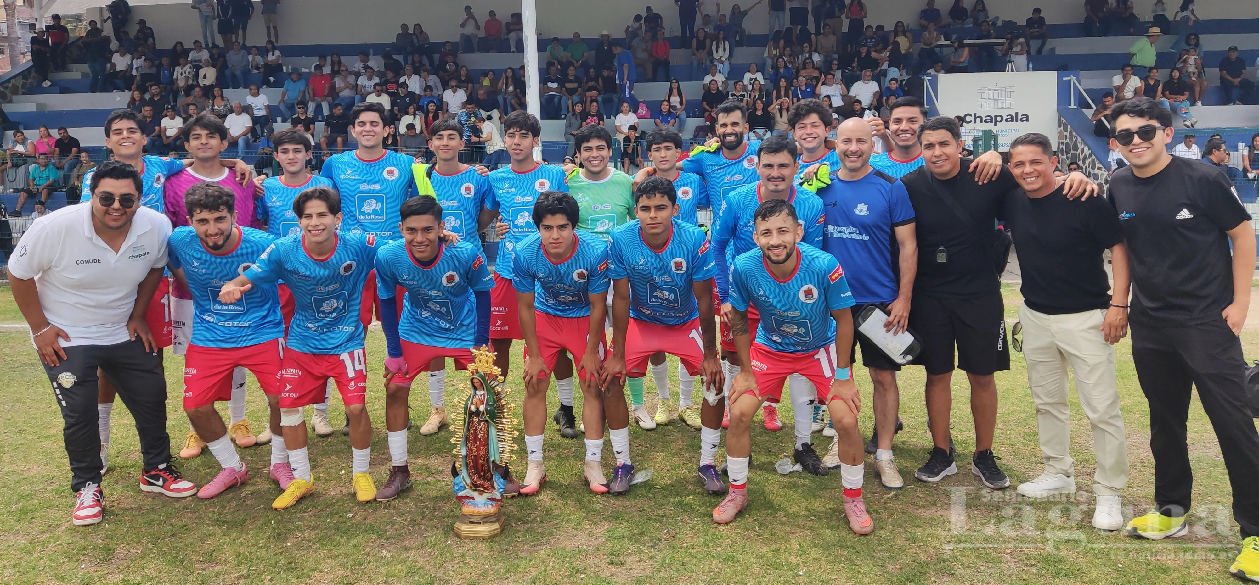 Equipo de Chapala luego del triunfo en su cuarto partido de la Copa Jalisco. Foto: D. Arturo Ortega.