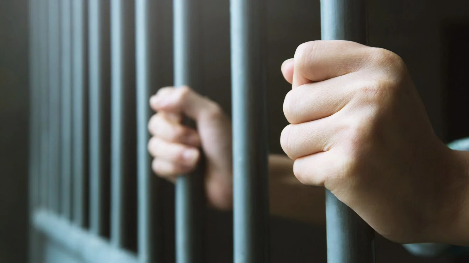 Imagen ilustrativa de un detenido tras las rejas. Foto: Cortesía.