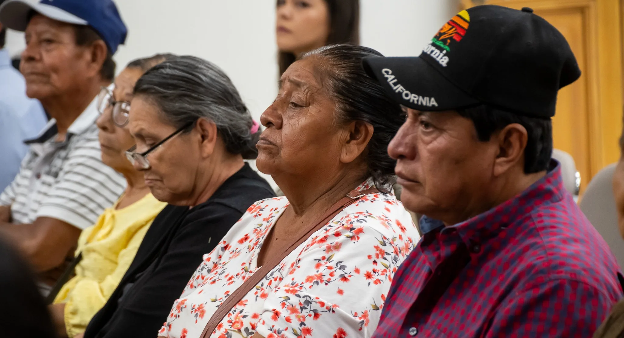 Jaliscienses beneficiados durante la ceremonia de entrega de sus visas. Foto: Cortesía.