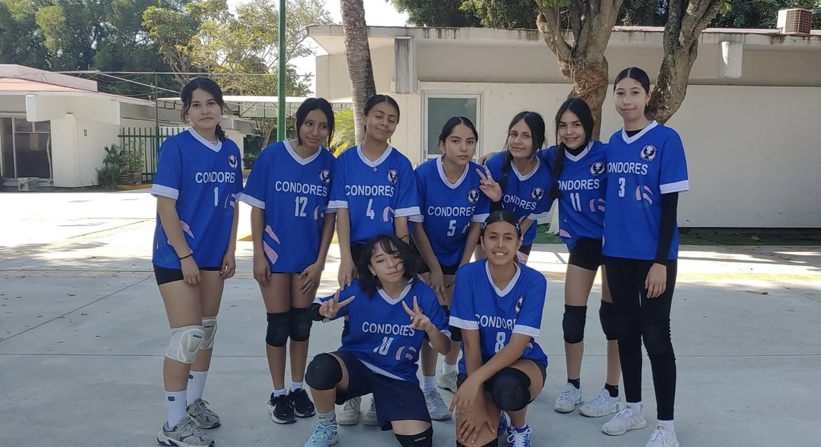 Jugadoras de la Academia Cóndores CMV, equipo que representará a Chapala como anfitrión durante la jornada 10 del circuito regional.