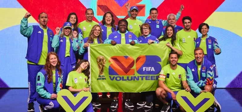 Presentación de los uniformes de los voluntarios para la Copa del Mundo 2026. Foto: Getty Images.