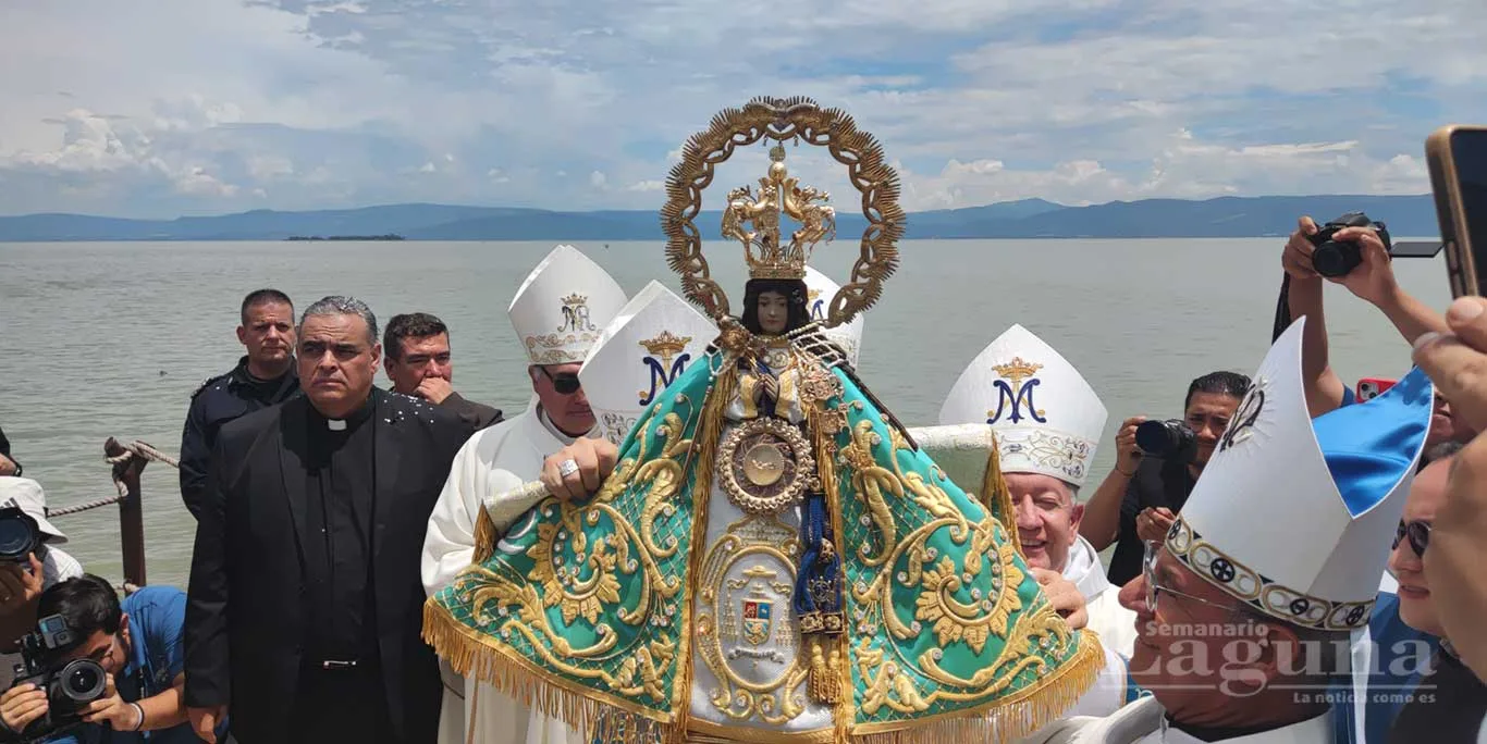 Peregrinación de la Virgen de Zapopan por el malecón de Chapala en el 2025. Foto: D. Arturo Ortega.