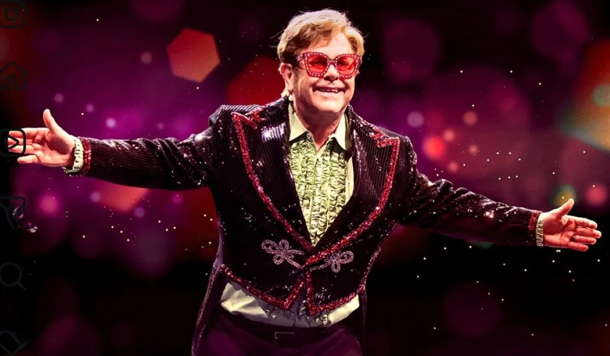 Elton John durante una presentación de su gira "Farewell Yellow Brick Road". Foto: Instagram.