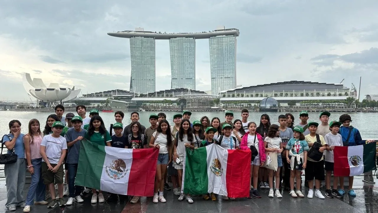 Equipo de estudiantes que compitió en el continente asiatico. Foto: Cortesía.