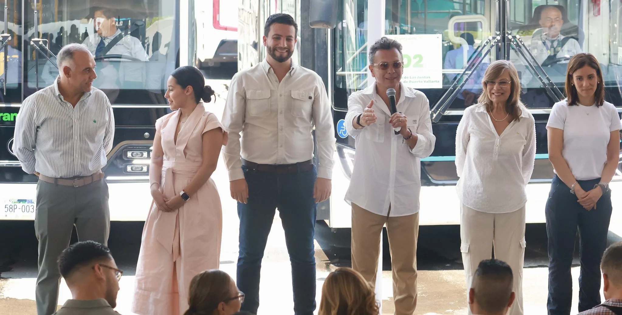 Gobernador de Jalisco, Jesús Pablo Lemus Navarro, en su discurso durante la presentación de las unidades. Foto: Cortesía.
