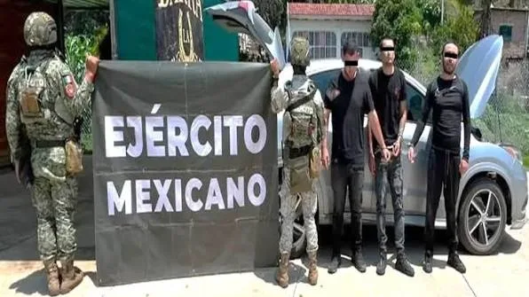 Detenidos en Tizapán el Alto por elementos militares. Foto: Cortesía.