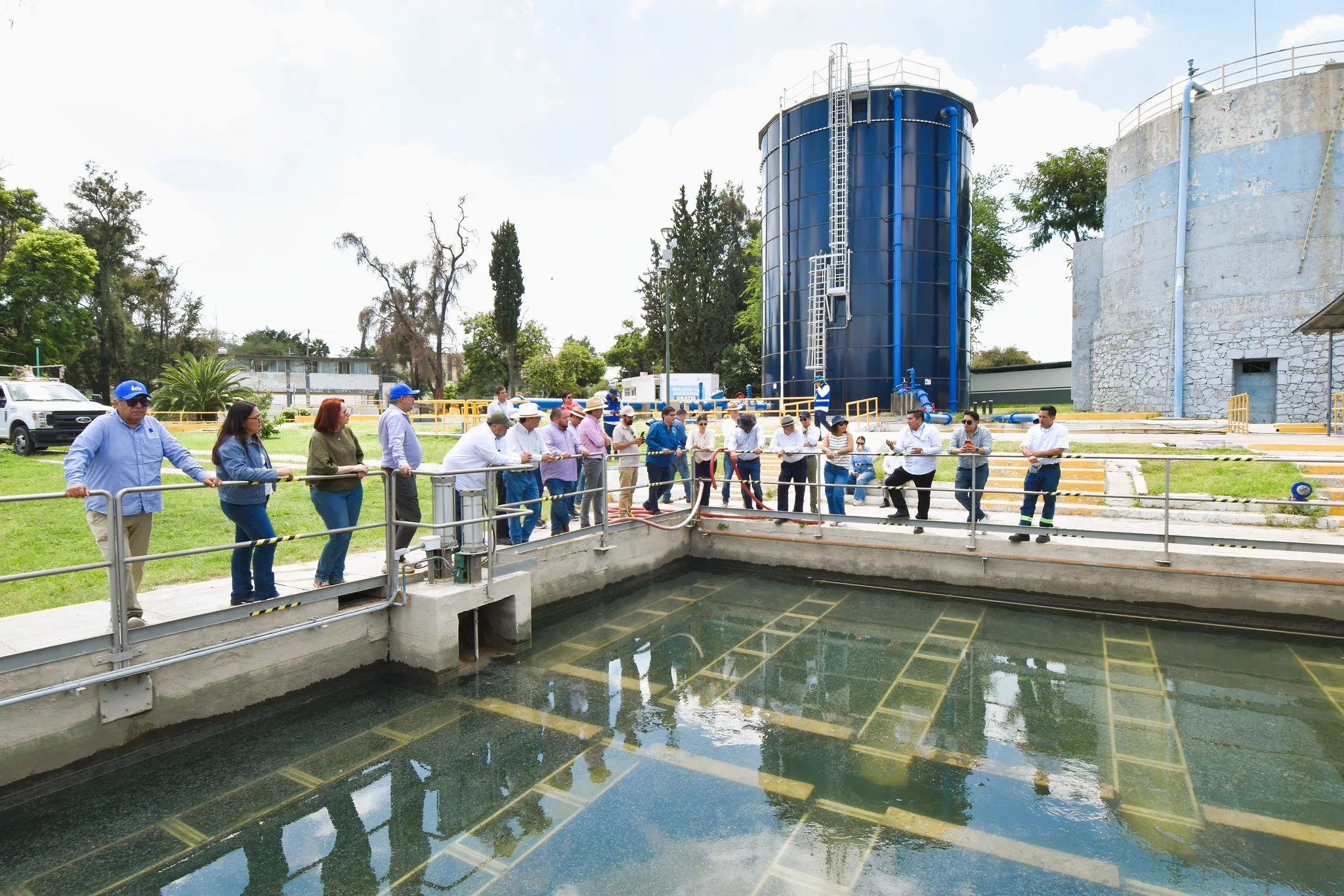 Parte del recorrido técnico por el sistema de abastecimiento del Área Metropolitana de Guadalajara. Foto: Cortesía.