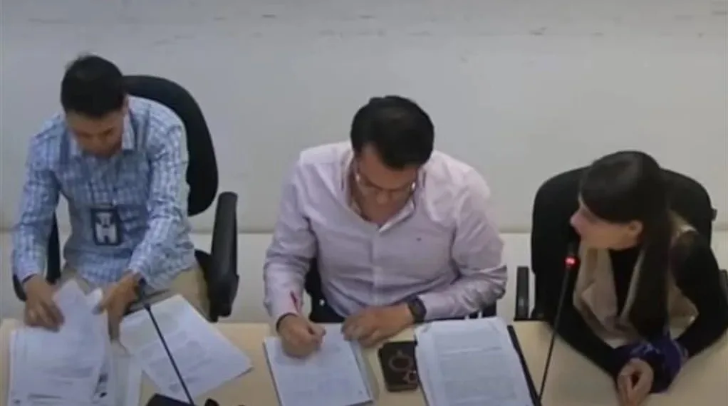 Parte de la audiencia en la que se declaró culpable al exdocente. Foto: Captura de pantalla.