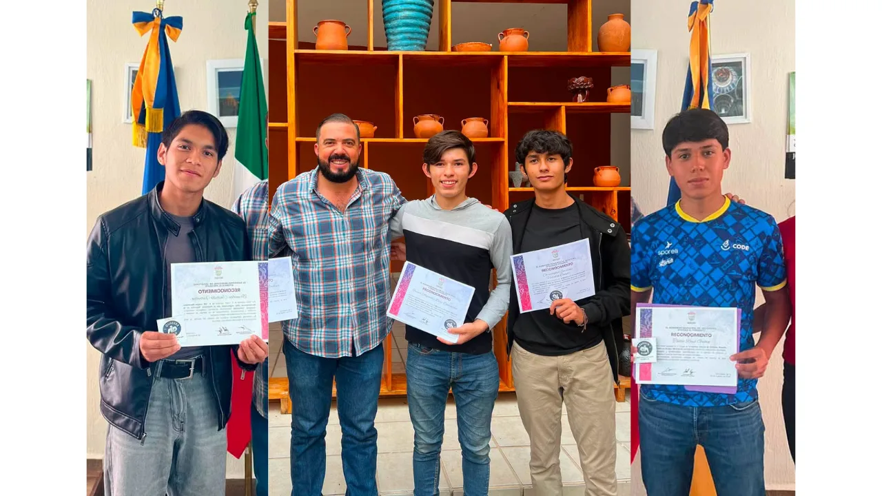 El presidente municipal de Jocotepec acompaña a jóvenes deportistas del municipio que destacaron en competencias nacionales de taekwondo, ajedrez y ciclismo.