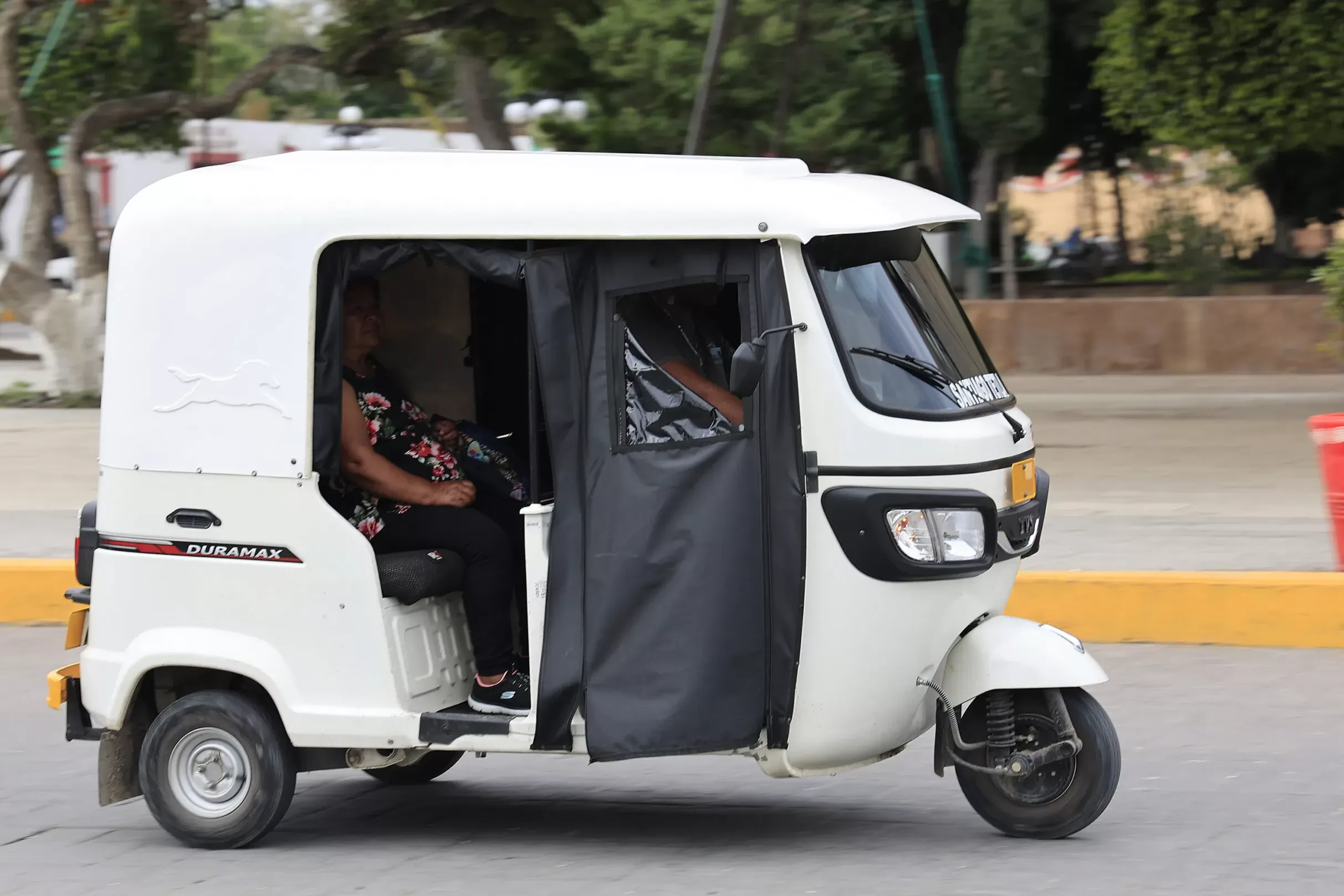 Mototaxi en circulación por las calles. Foto: Cortesía.