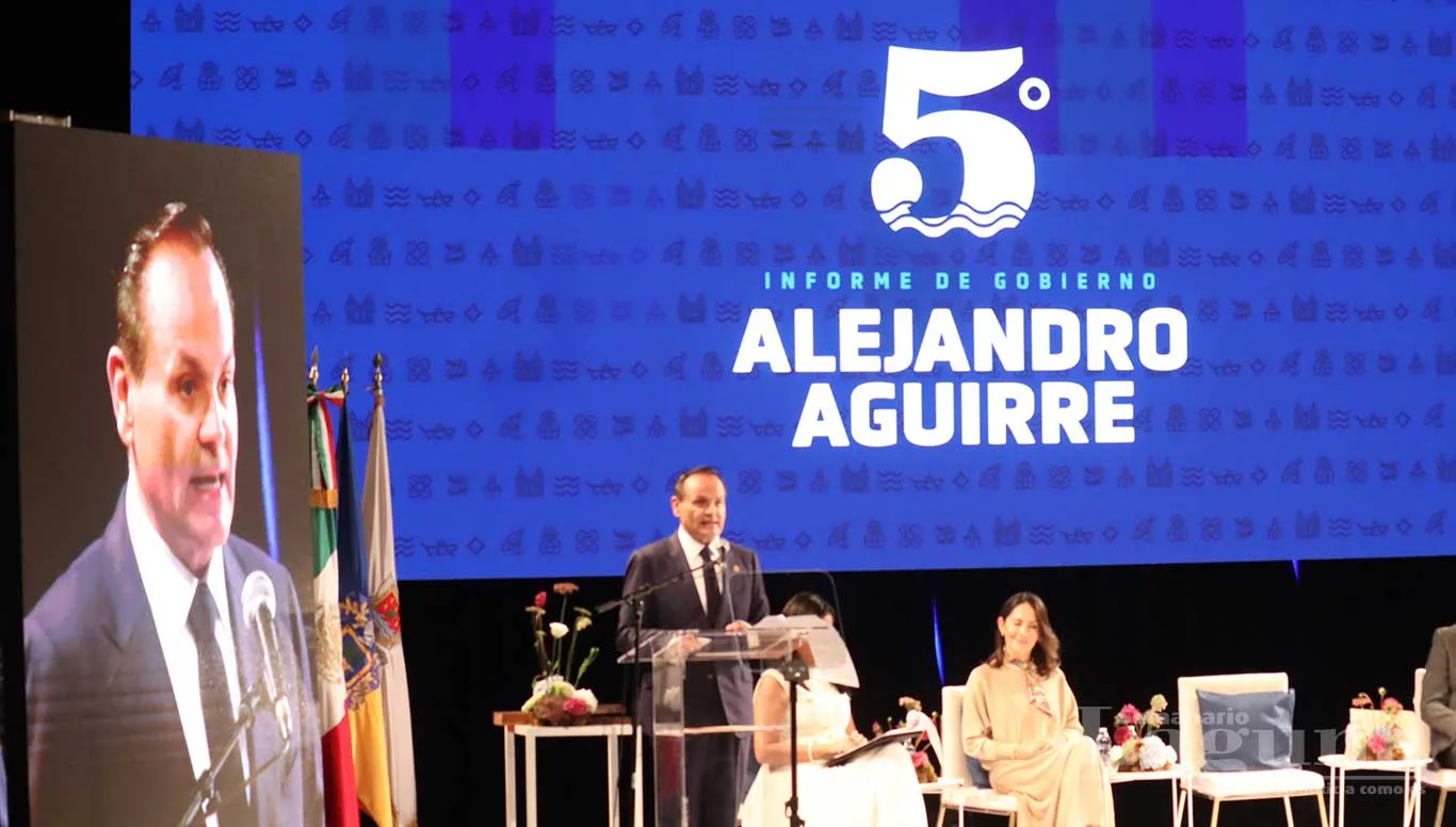 El alcalde de Chapala, Alejandro Aguirre, destacó el pago de alrededor de 250 millones de pesos en deudas y pasivos durante su quinto Informe de Gobierno. Foto: D. Arturo Ortega.