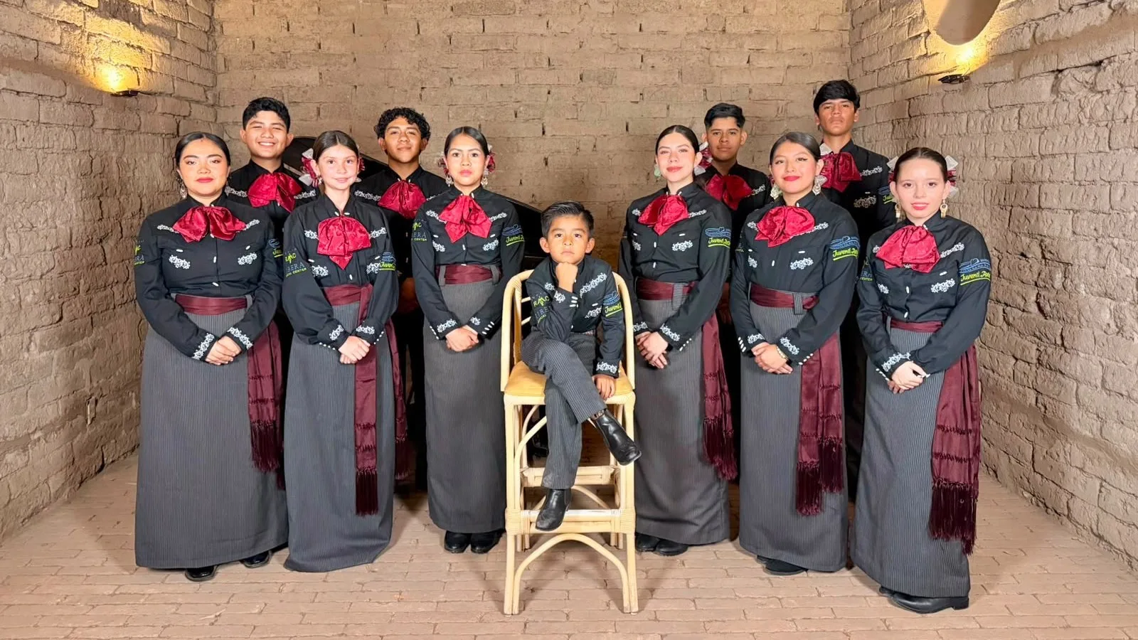 Integrantes del Mariachi Juvenil de Axixic de la Escuela de Mariachi Pedro Rey. Foto: Cortesía.