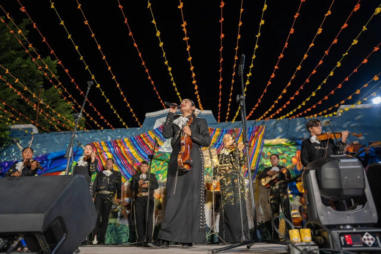 Una de las presentaciones de música de mariachi en Atotonilquillo. Foto: Cortesía.